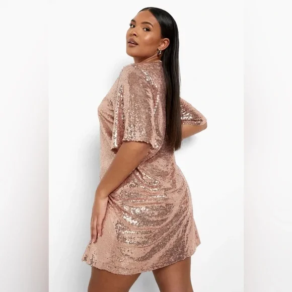 Plus Sequin Sleeve Shift Dress - Picture 4 of 6